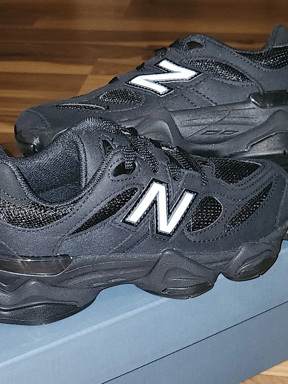 NB 9060 1.5 youth New Balance Boys 9060 Triple Black Mesh Black NEW with box